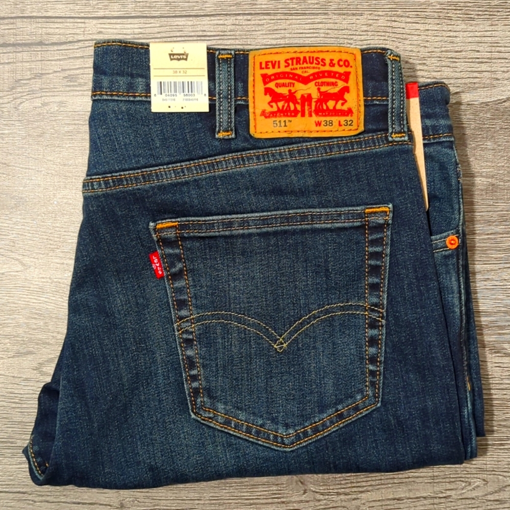 Men's Levi's jeans